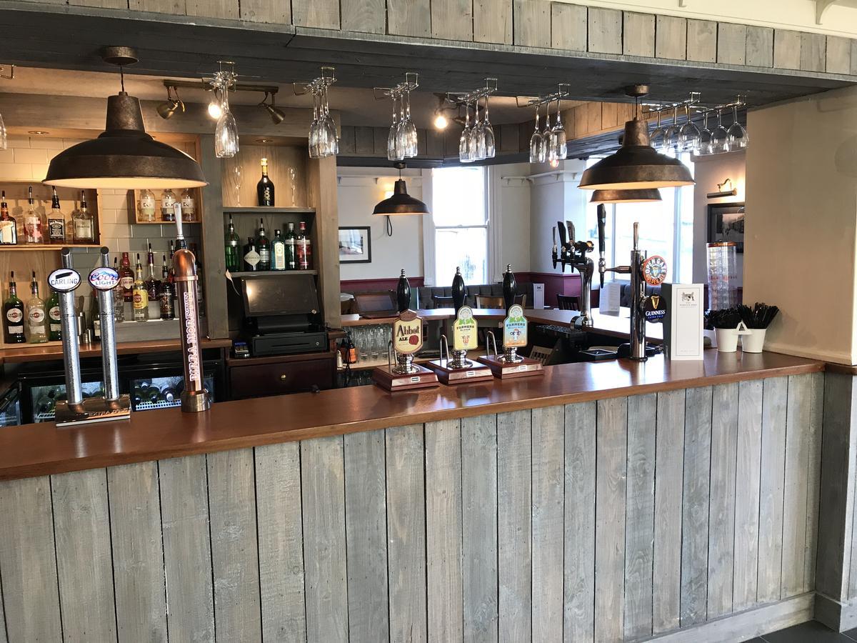 The Norfolk Arms, Chapeltown Hotel Шефилд Екстериор снимка